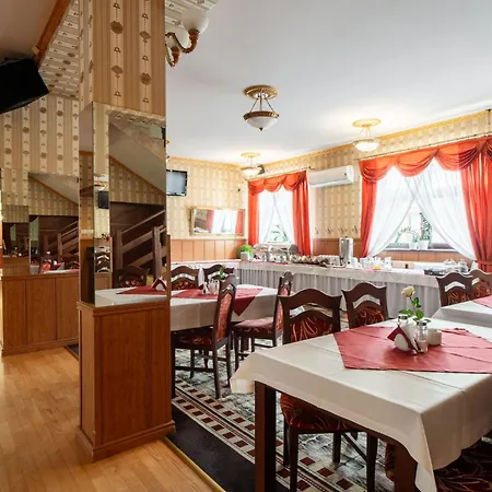 Dwor Jur-gast Resort 2*