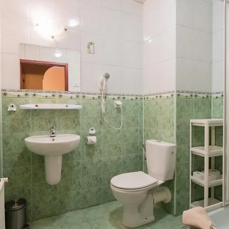 Dwor Jur-gast 2* Visla