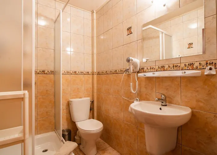 Resort Dwor Jur-gast 2*