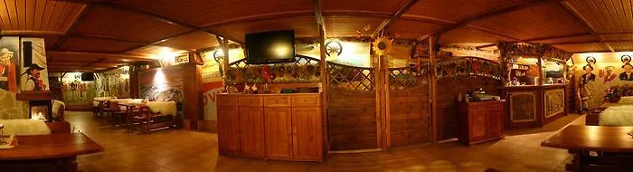 Dwor Jur-gast Resort 2*